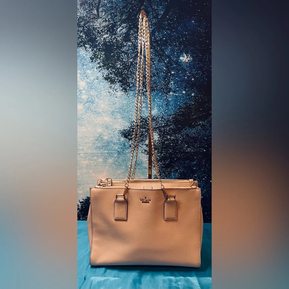 Kate Spade Large Shoulder Bag Beige EUC 3 Big Compartments B & W Striped Lining - Picture 2 of 14